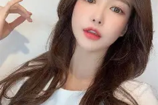 阿里旗舰模型Qwen38-Max更新前端编程能力排名跃居全球第一